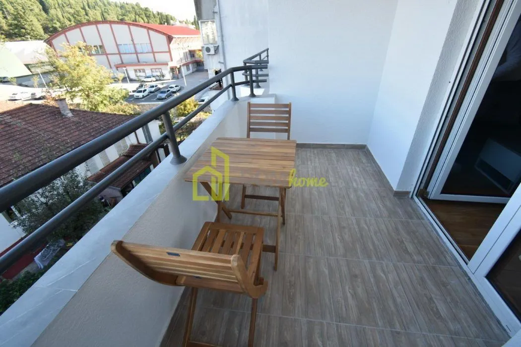 Izdavanje, jednosoban stan, 33m², Centar, Podgorica