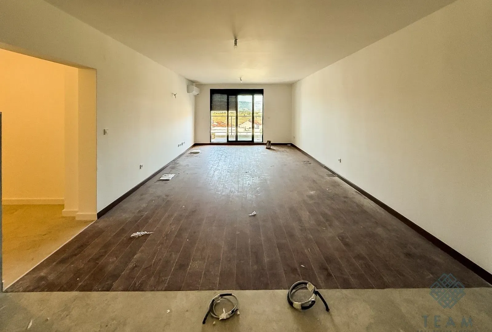 Prodaja, trosoban stan, 127m², Tološka šuma, Podgorica