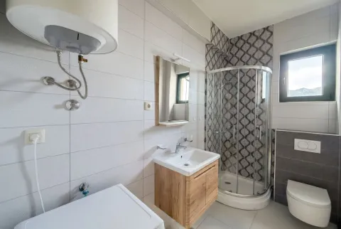 Prodaja, trosoban stan, 72m², Bečići, Budva - image 14