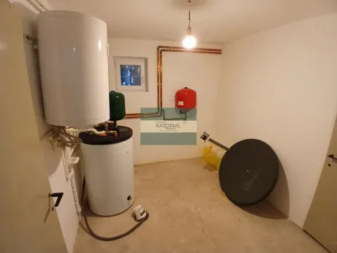 Prodaja, kuća, 379m², Trnava, Jagodina - image 74