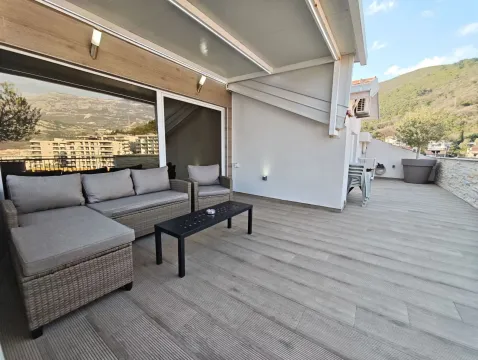 Rent, two bedroom apartment, 100m², Budva, Crna Gora - image 3