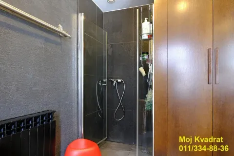 Sale, four bedroom apartment, 161m², Kalenić Pijaca, Vračar Sve Podlokacije - image 13
