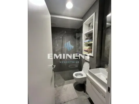 Rent, four bedroom apartment, 113m², Savski Venac, Beograd - image 16