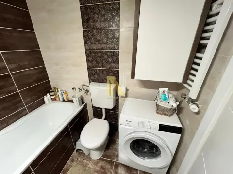 Izdavanje, dvosoban stan, 43m², Bulevar Evrope, Novi Sad Sve Podlokacije - image 15