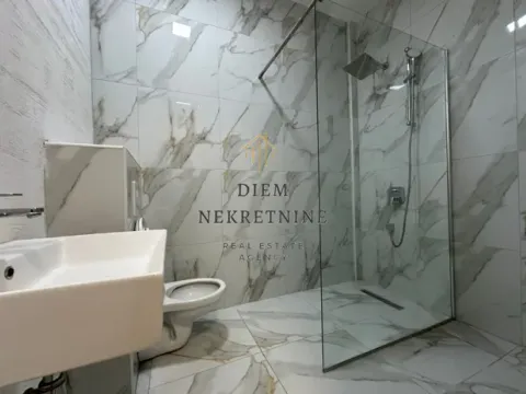 Izdavanje, trosoban stan, 66m², Blok 9, Podgorica - image 5