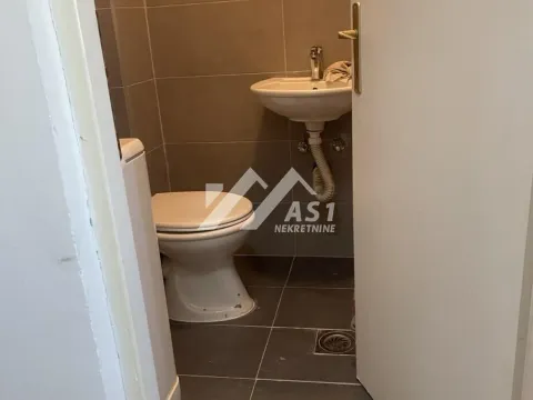 Izdavanje, stan, 22m², Bulevar Oslobodjenja, Novi Sad Sve Podlokacije - image 4