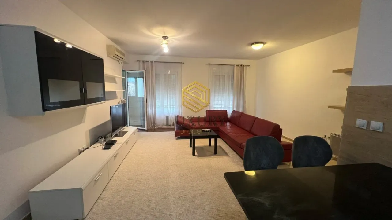 Izdavanje, dvosoban stan, 67m², Zabjelo, Podgorica