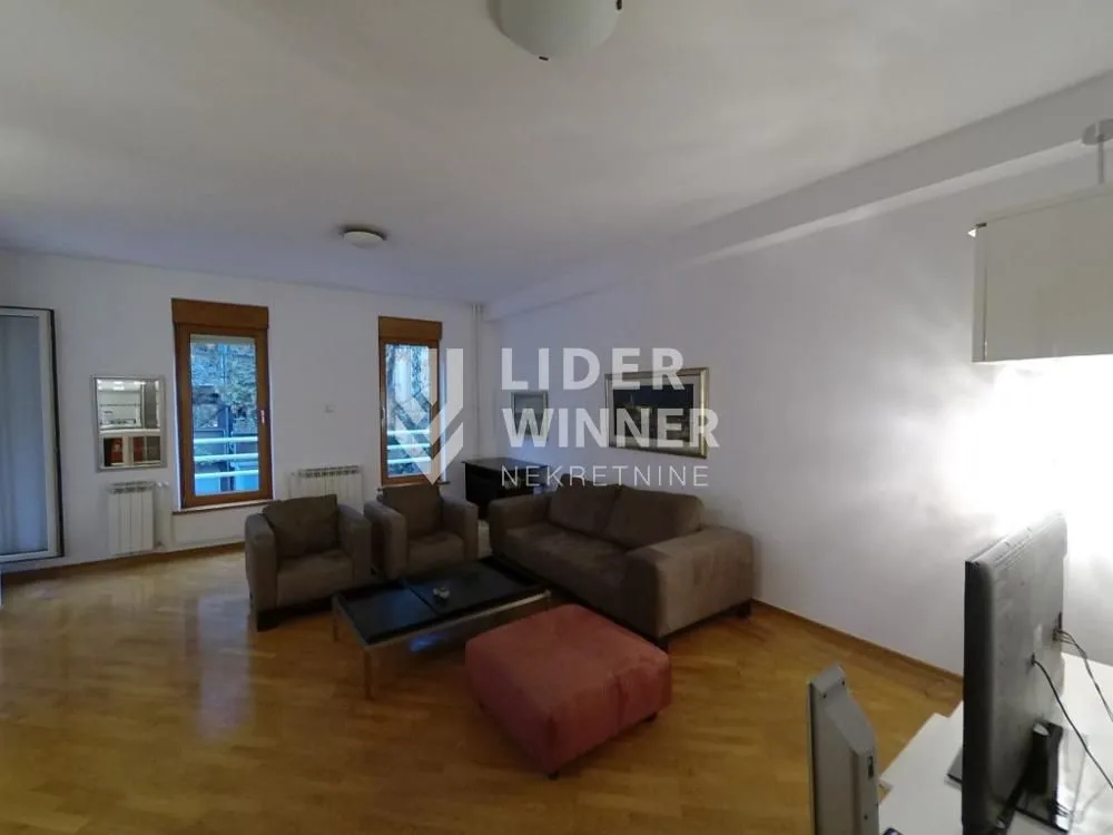 Rent, two bedroom apartment, 78m², Kalenić Pijaca, Vračar Sve Podlokacije