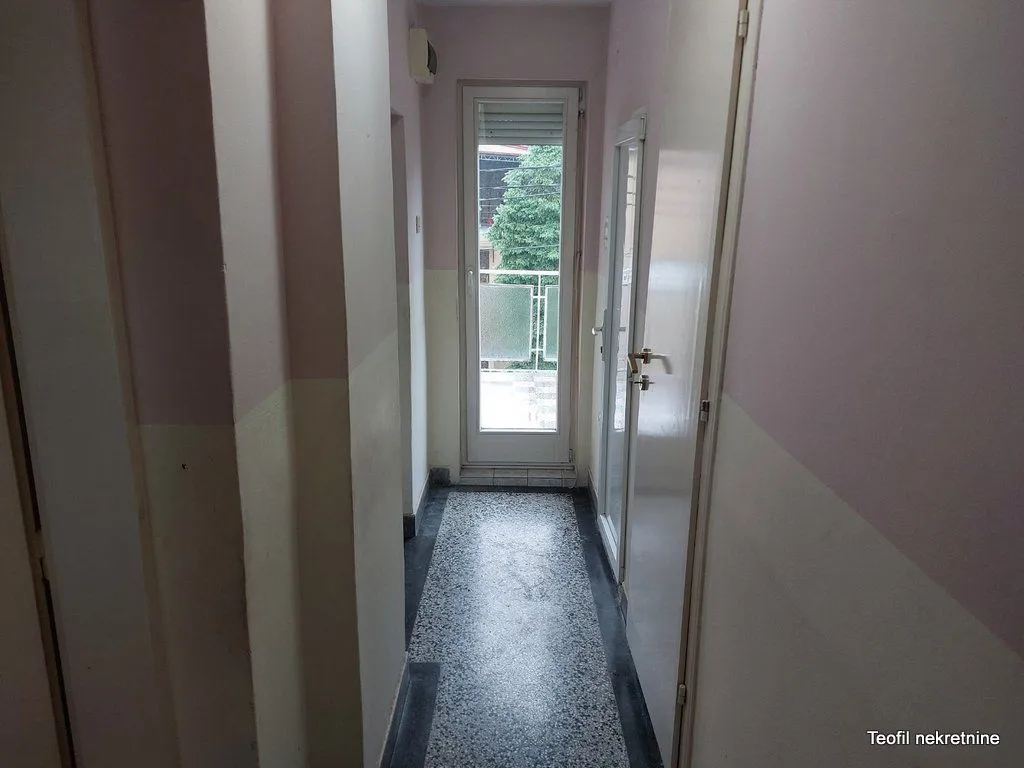 Izdavanje, dvosoban stan, 60m², Ivanjica, Srbija