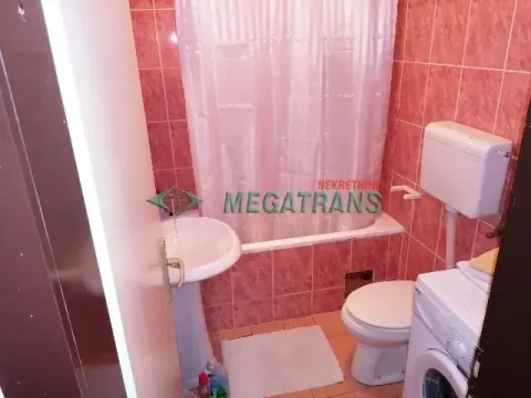 Izdavanje, dvosoban stan, 46m², Centar, Novi Sad - image 8