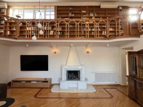 Izdavanje, četvorosoban stan, 173m², Vračar Hram, Vračar Sve Podlokacije