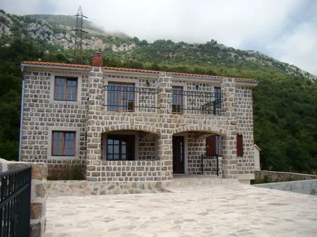 Sale, house, 466m², Petrovac, Budva