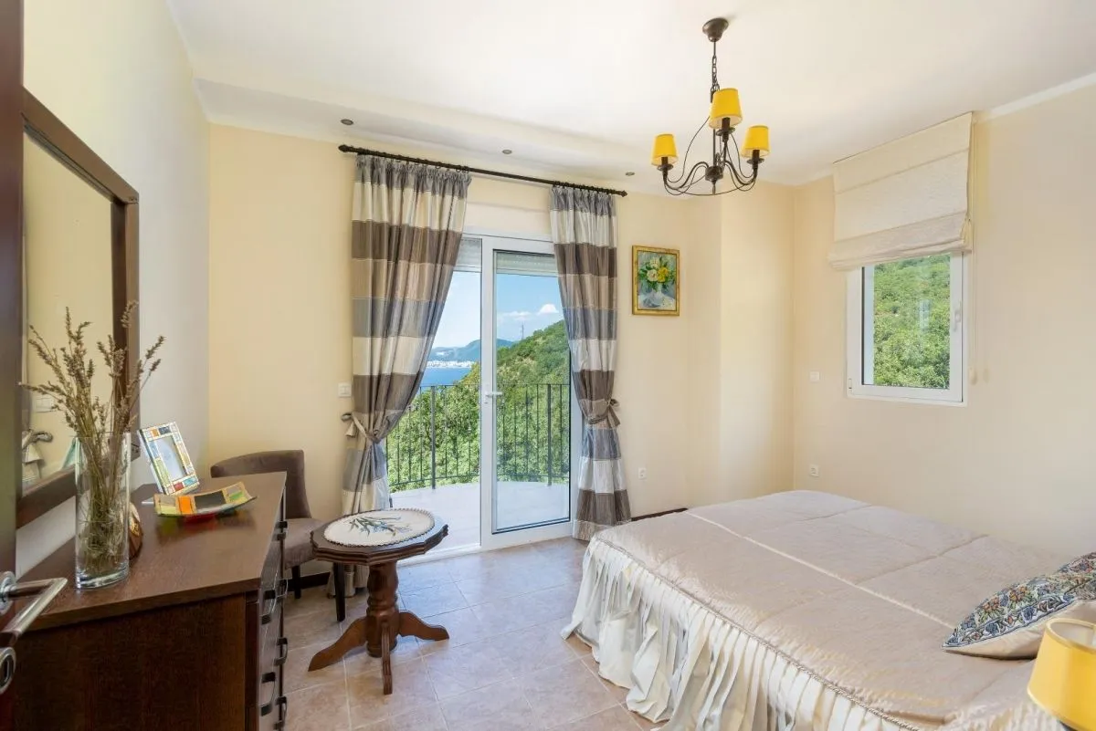 Sale, house, 414m², Reževići, Budva