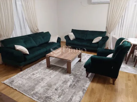 Izdavanje, stan, 75m², Zlatica, Podgorica - image 1