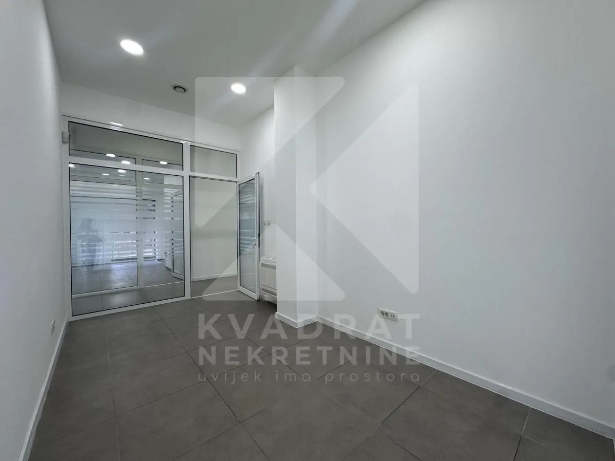 Izdavanje, poslovni prostor, 362m², Ljubović, Podgorica