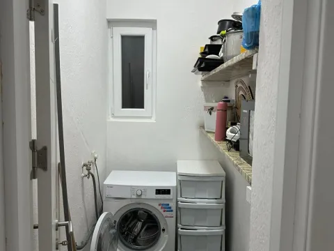 Izdavanje, kuća, 85m², Zagorič, Podgorica - image 10