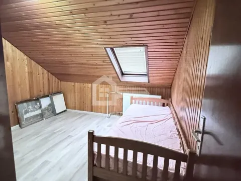 Izdavanje, trosoban stan, 75m², Sremčica, Beograd - image 11