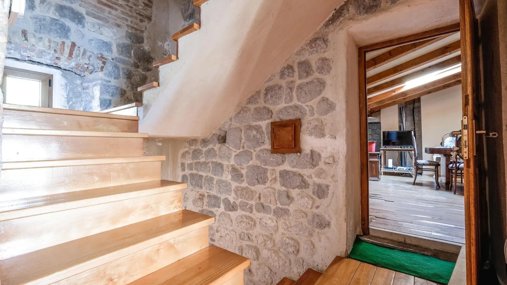 Sale, house, 500m², Orahovac, Kotor