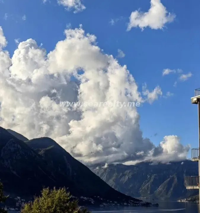 Prodaja, jednosoban stan, 52m², Kotor, Crna Gora