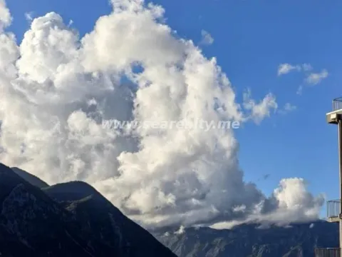 Sale, one bedroom apartment, 52m², Kotor, Crna Gora