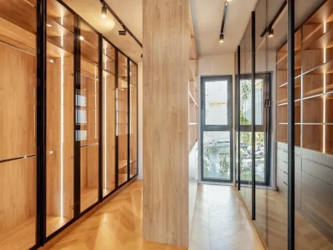 Prodaja, dvosoban stan, 180m², Herceg Novi, Crna Gora - image 15