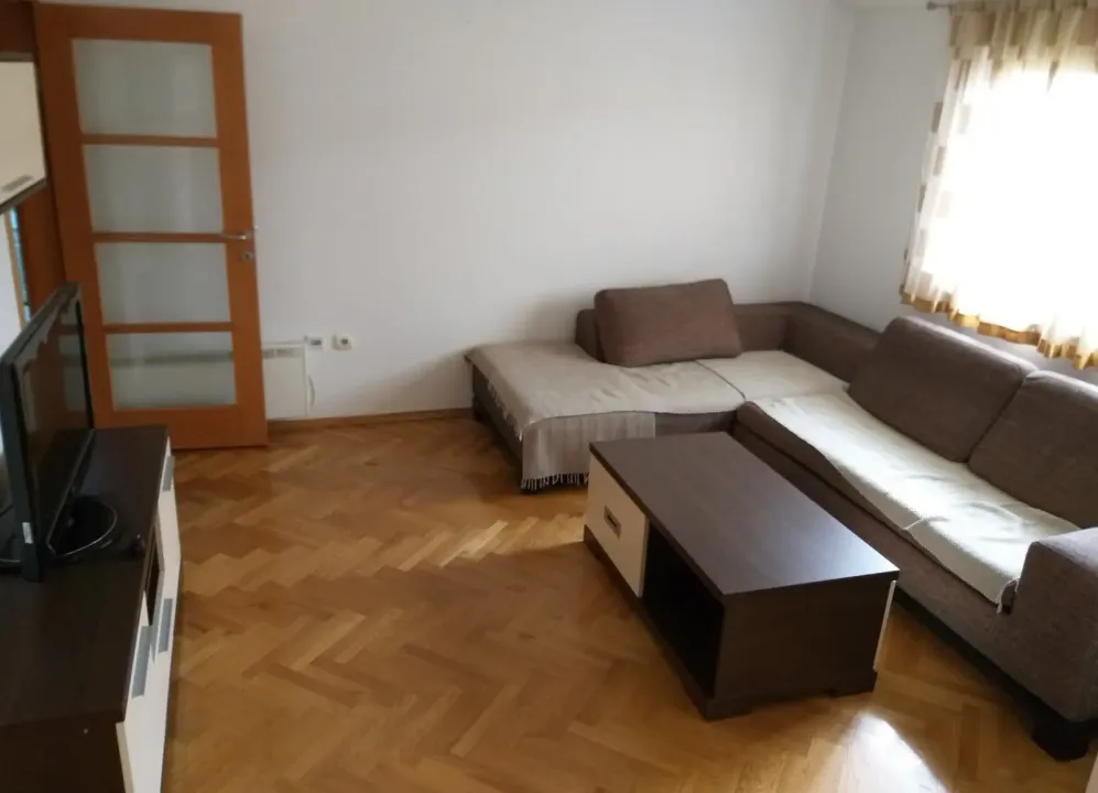 Rent, one bedroom apartment, 52m², Nova Dalmatinska, Podgorica