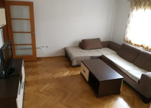 Stan in Nova Dalmatinska