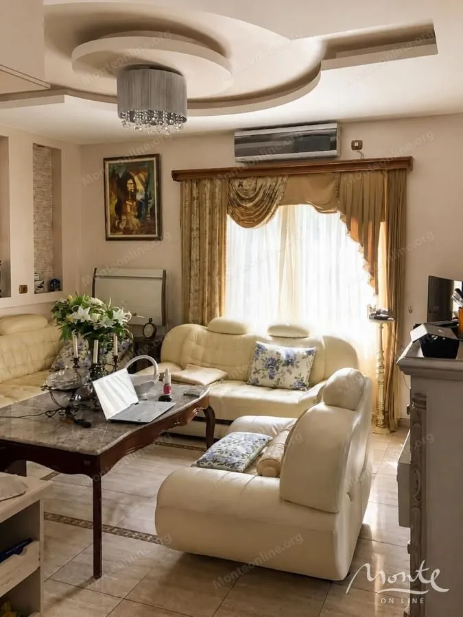 Sale, house, 200m², Bečići, Budva