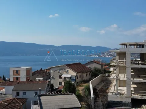Prodaja, jednosoban stan, 96m², Herceg Novi, Crna Gora