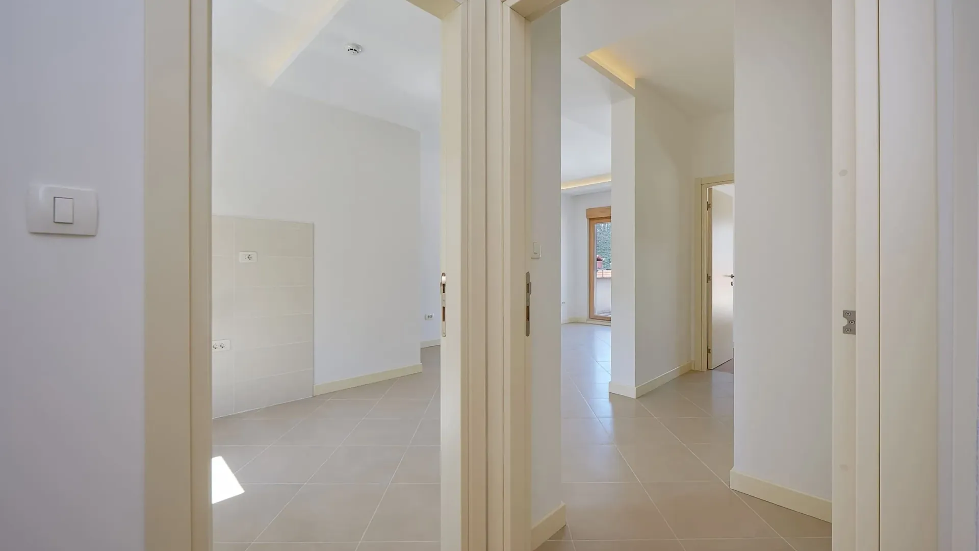 Sale, three bedroom apartment, 62m², Dobrota, Kotor