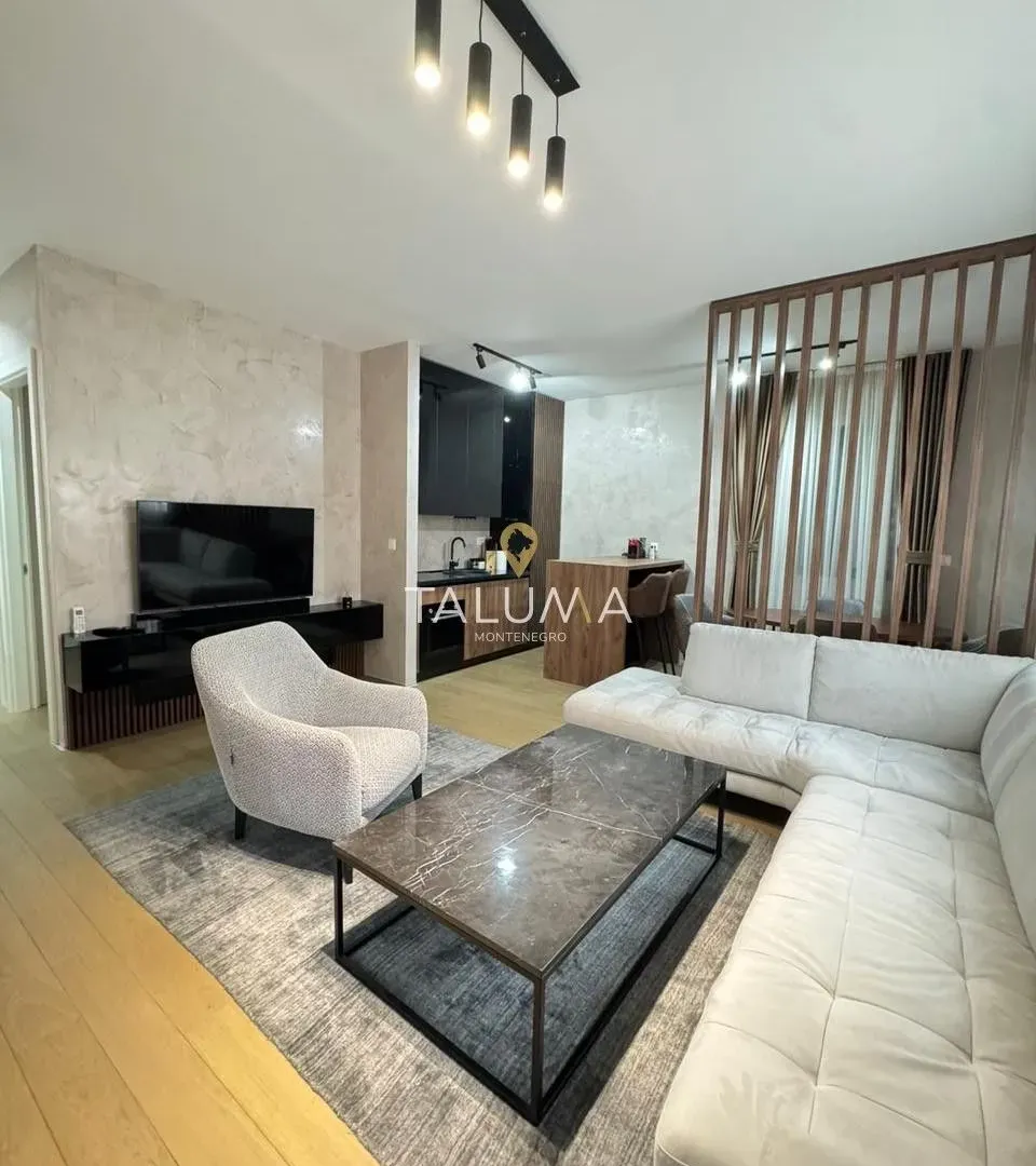 Rent, two bedroom apartment, 69m², Gospoština, Budva