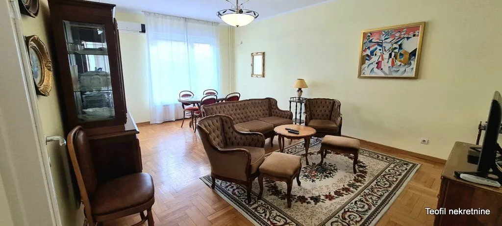Izdavanje, dvosoban stan, 69m², Crveni Krst, Niš