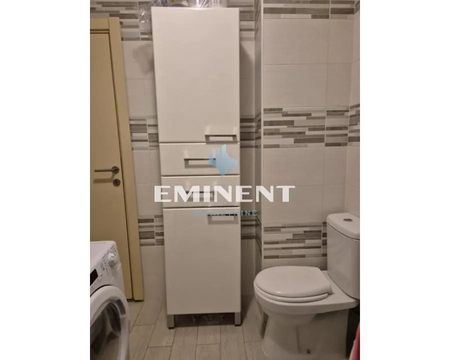 Izdavanje, dvosoban stan, 50m², Lion, Zvezdara Sve Podlokacije