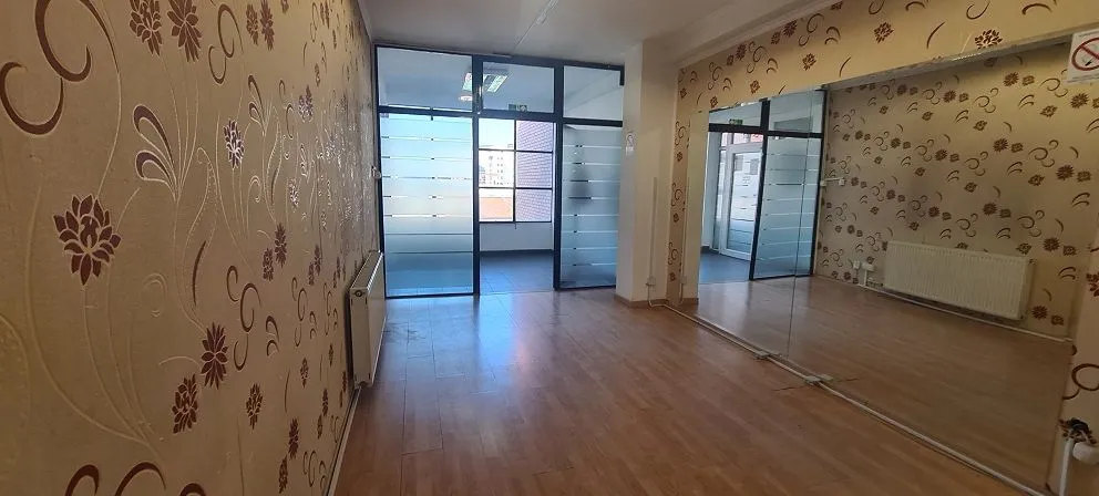 Rent, office space, 75m², Novi Beograd Blok 63, Novi Beograd Sve Podlokacije