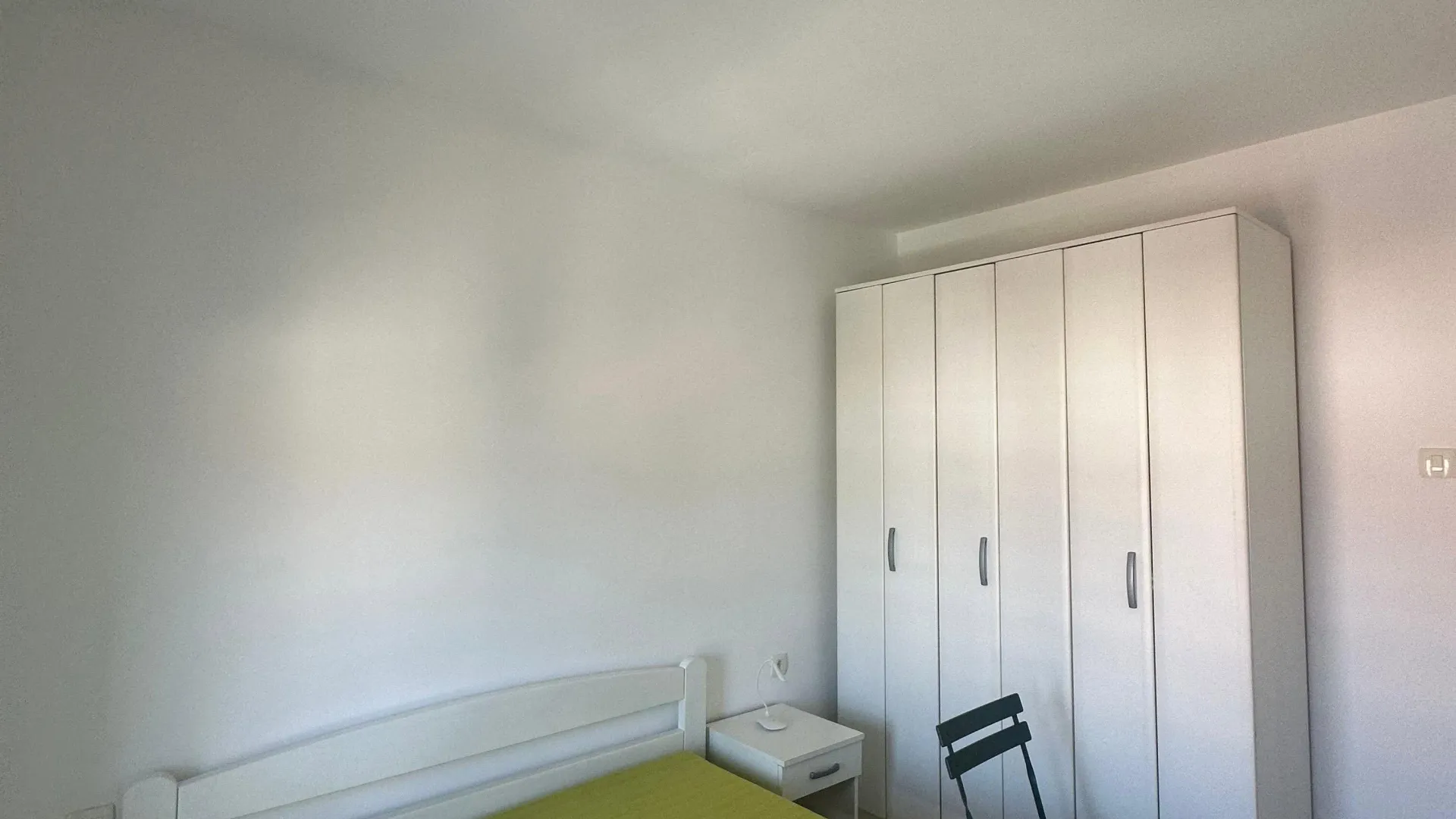 Izdavanje, dvosoban stan, 70m², Centar, Tivat