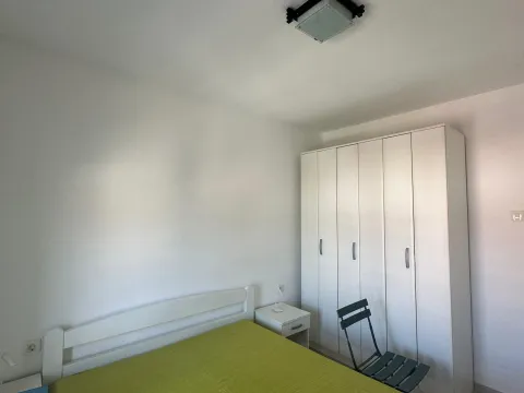 Izdavanje, dvosoban stan, 70m², Centar, Tivat - image 5