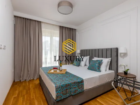 Sale, one bedroom apartment, 48m², Bečići, Budva - image 9
