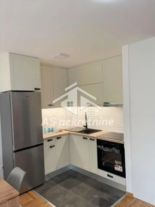 Rent, three bedroom apartment, 64m², Voždovac Sve Podlokacije, Beograd