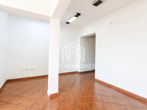 Rent, office space, 40m², Centar, Podgorica - image 4
