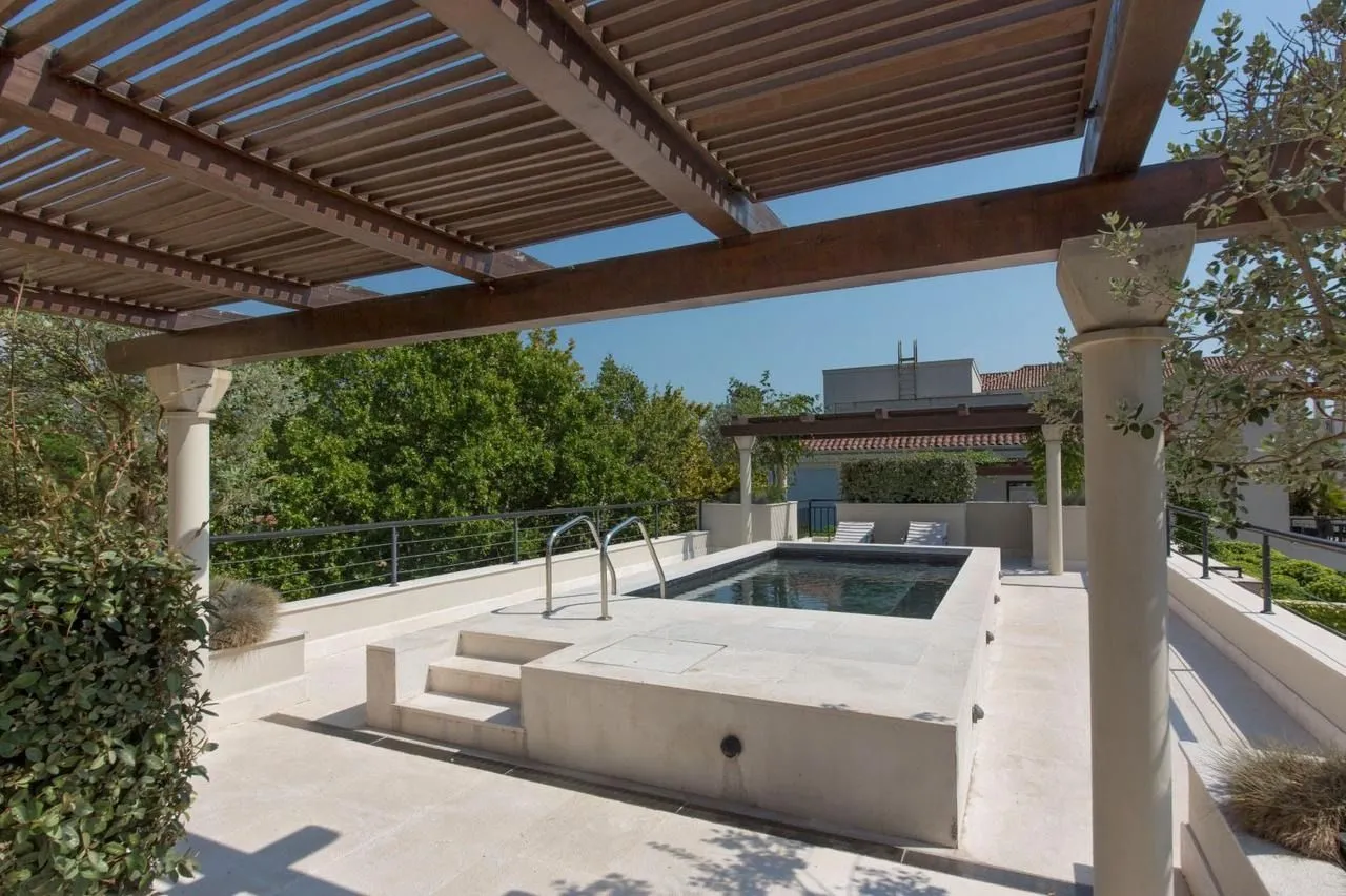 Rent, two bedroom apartment, 164m², Porto Montenegro, Tivat