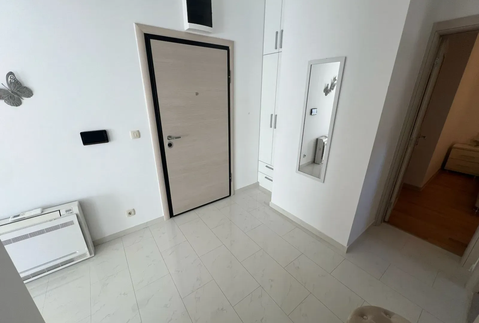Rent, one bedroom apartment, 52m², Centar, Budva