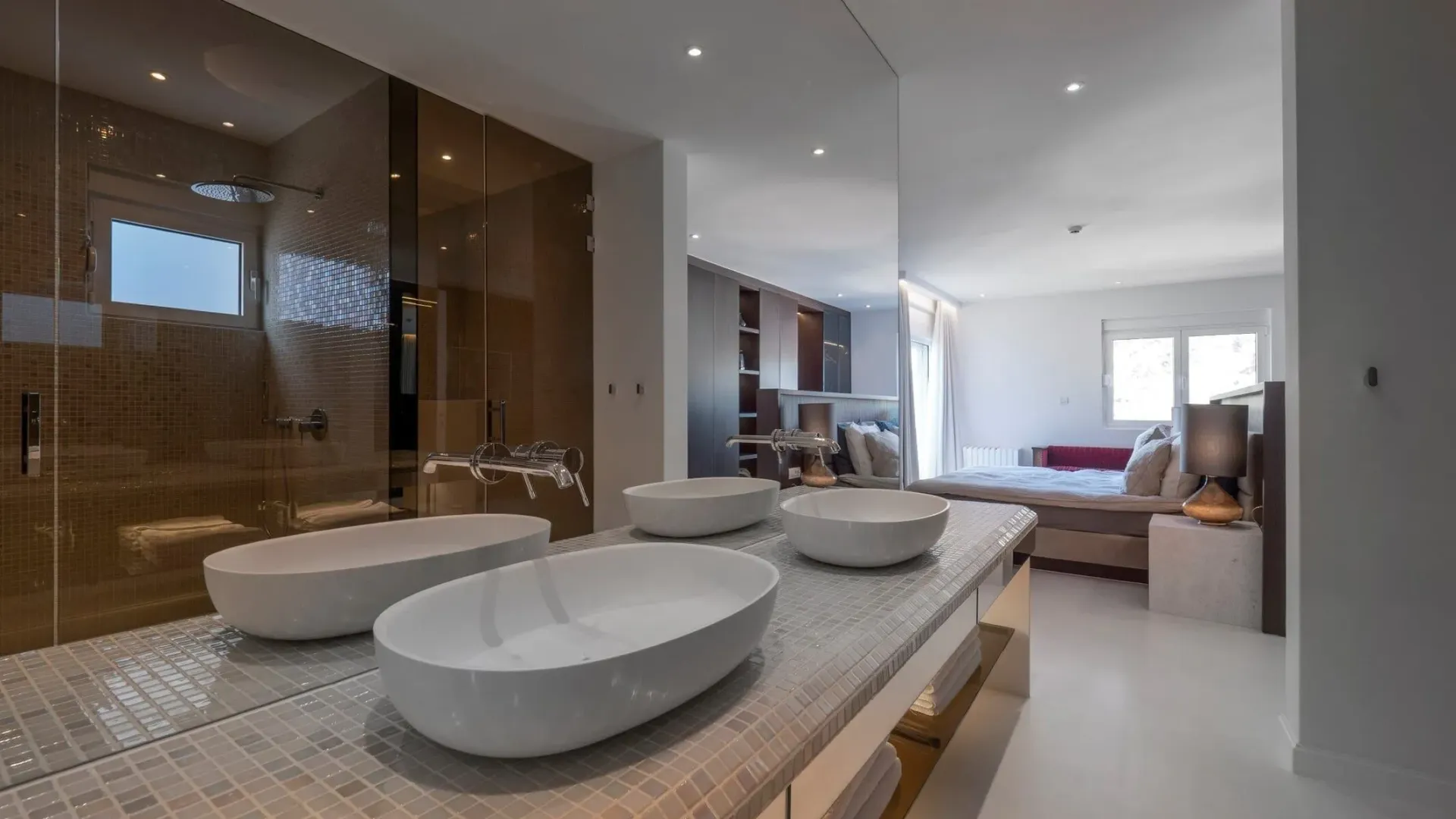 Sale, apartment, 1000m², Rafailovići, Budva