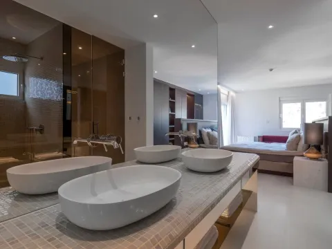 Prodaja, stan, 1000m², Rafailovići, Budva - image 22