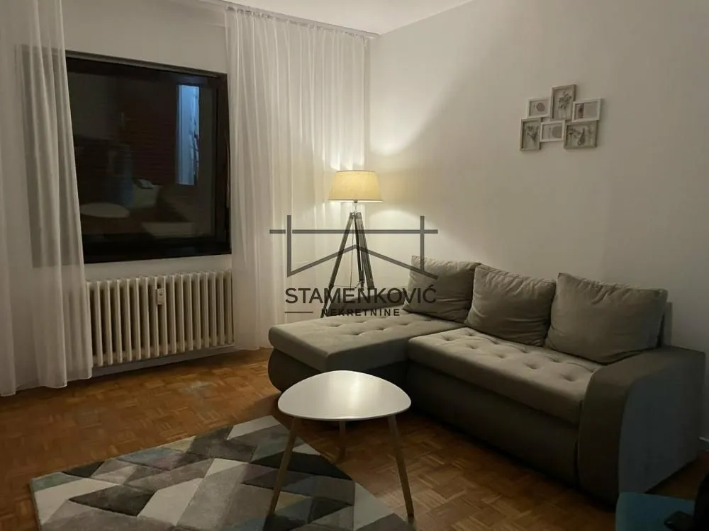 Izdavanje, jednosoban stan, 41m², Petrovaradin, Novi Sad