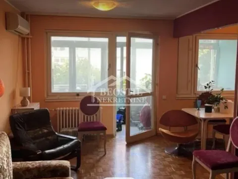 Prodaja, dvosoban stan, 78m², Novi Beograd Blok 71, Novi Beograd Sve Podlokacije