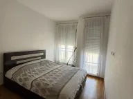 Izdavanje, jednosoban stan, 45m², City Kvart, Podgorica - image 3