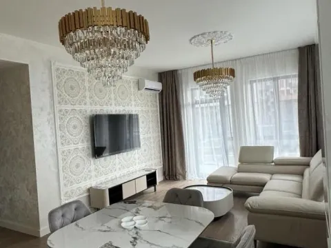 Izdavanje, trosoban stan, 80m², Savski Venac, Beograd - image 3