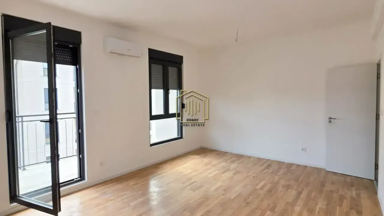 Izdavanje, jednosoban stan, 64m², Tološi, Podgorica