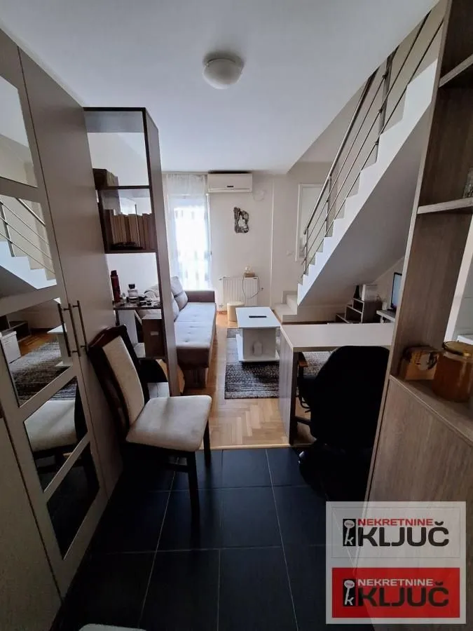 Prodaja, dvosoban stan, 37m², Grbavica, Novi Sad Sve Podlokacije