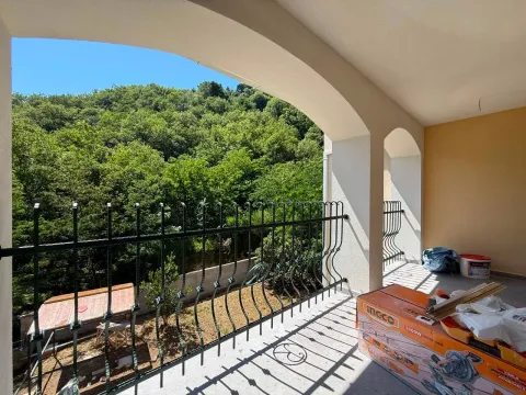 Sale, one bedroom apartment, 53m², Bečići, Budva - image 8
